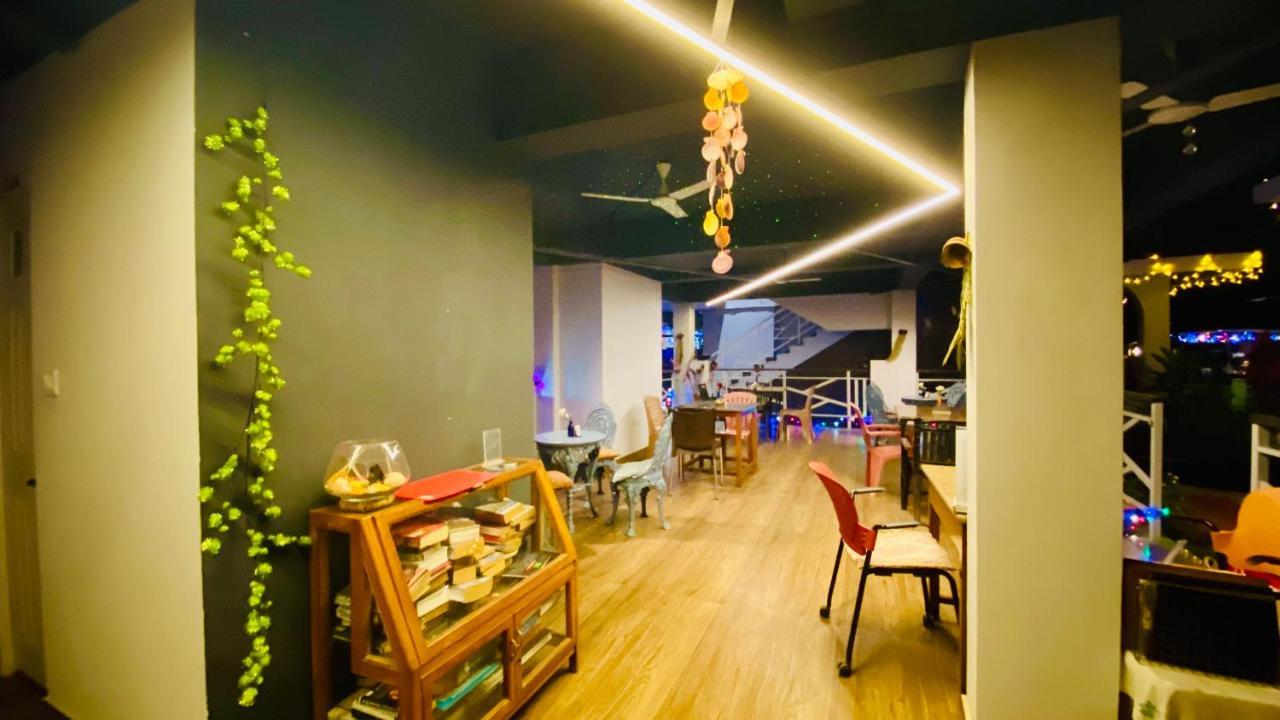 坎多林 佩瑞沃海滨旅馆酒店 外观 照片