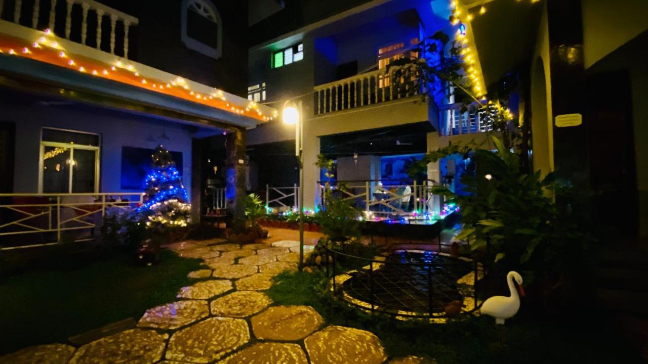 坎多林 佩瑞沃海滨旅馆酒店 外观 照片