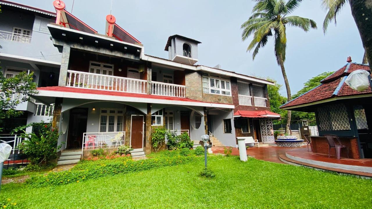 坎多林 佩瑞沃海滨旅馆酒店 外观 照片