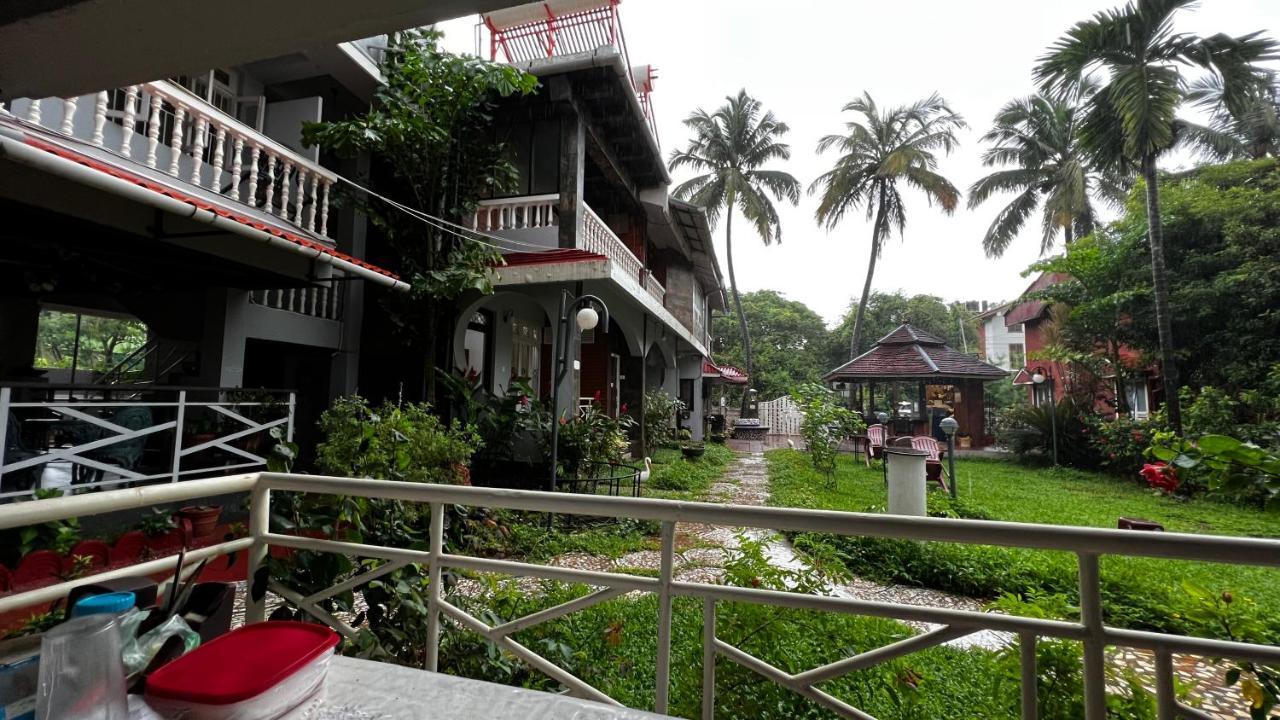 坎多林 佩瑞沃海滨旅馆酒店 外观 照片