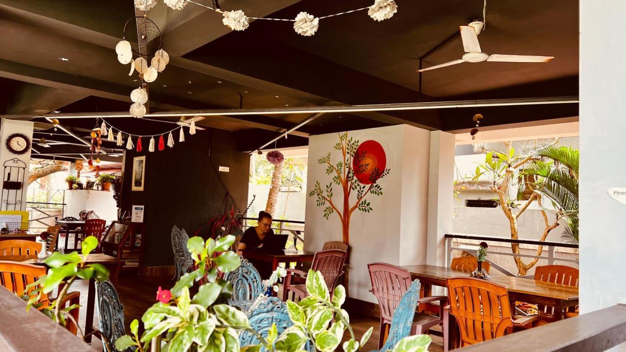 坎多林 佩瑞沃海滨旅馆酒店 外观 照片
