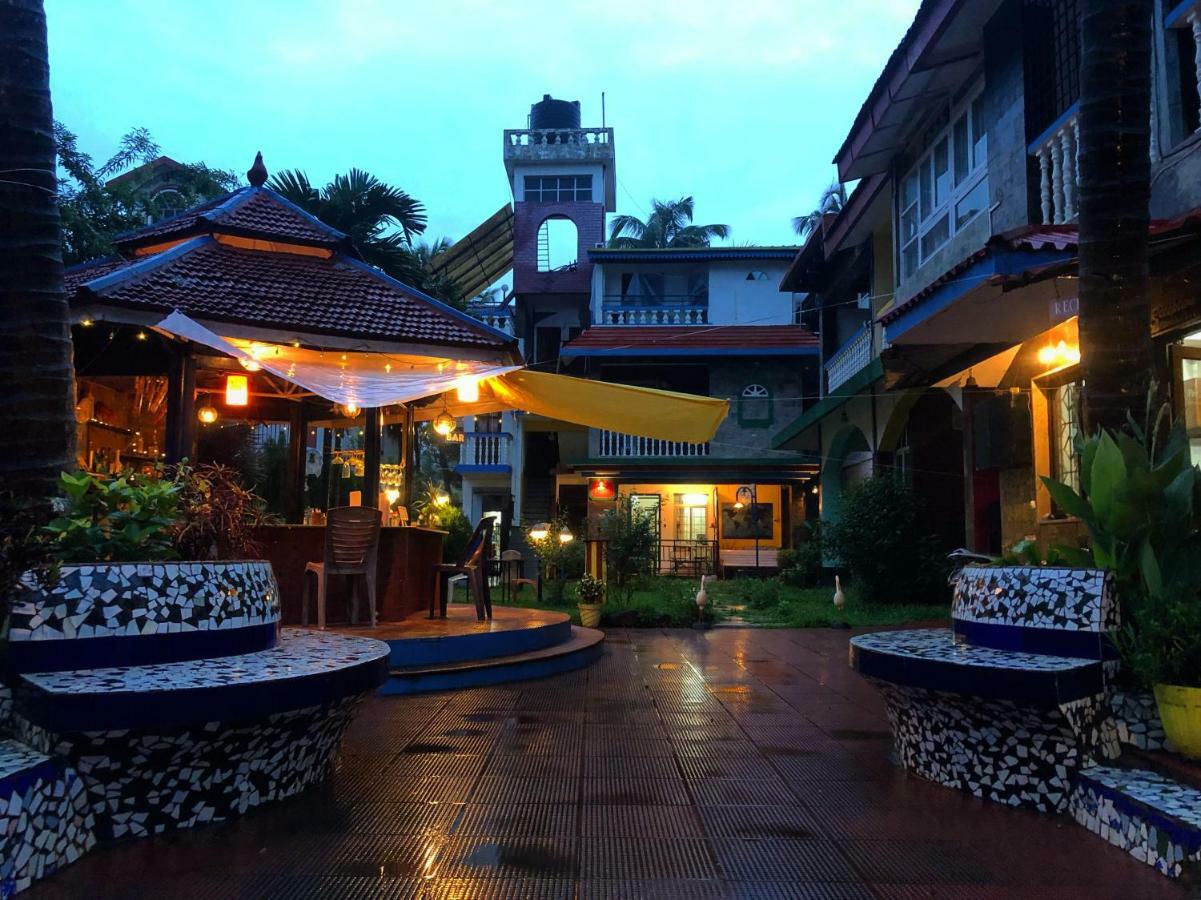 坎多林 佩瑞沃海滨旅馆酒店 外观 照片