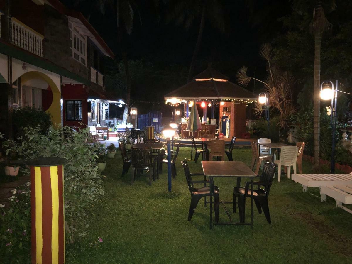 坎多林 佩瑞沃海滨旅馆酒店 外观 照片